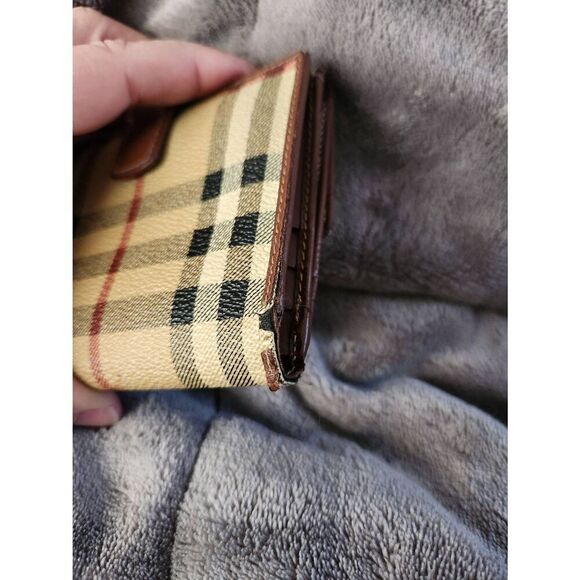 BURBERRY Nova Check Leather Bi-fold Compact Wallet Beige PROJECT WALLET - Picture 6 of 14